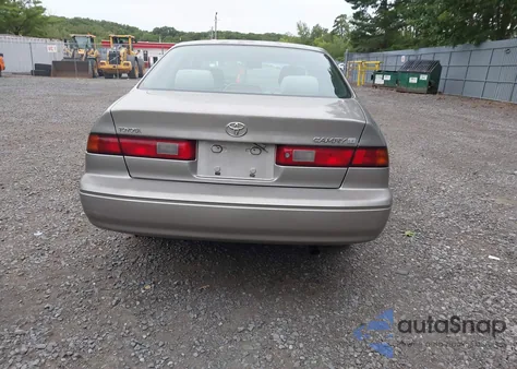 1998 Toyota Camry from USA, damaged, VIN JT2BV22K9W0247601